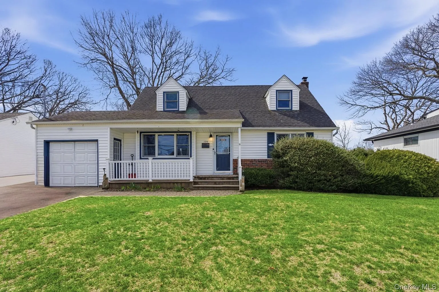120 Willow Street photo 1