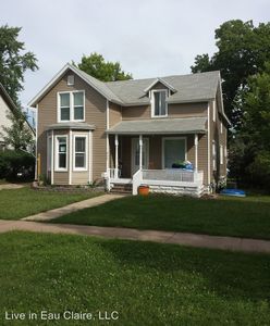 632 Broadway St, Eau Claire, WI, 54703