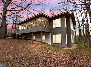 118 Bishop Dr, Montross, VA 22520