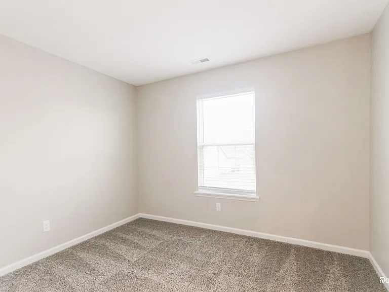 4067 Dogwood Ct — Photo 9