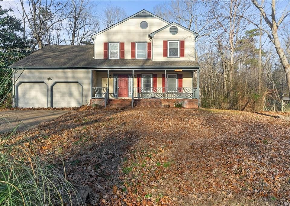 1st image of 102 Chatham Ct