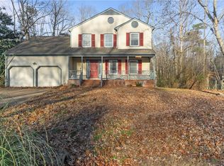 102 Chatham Ct, Yorktown, VA 23692