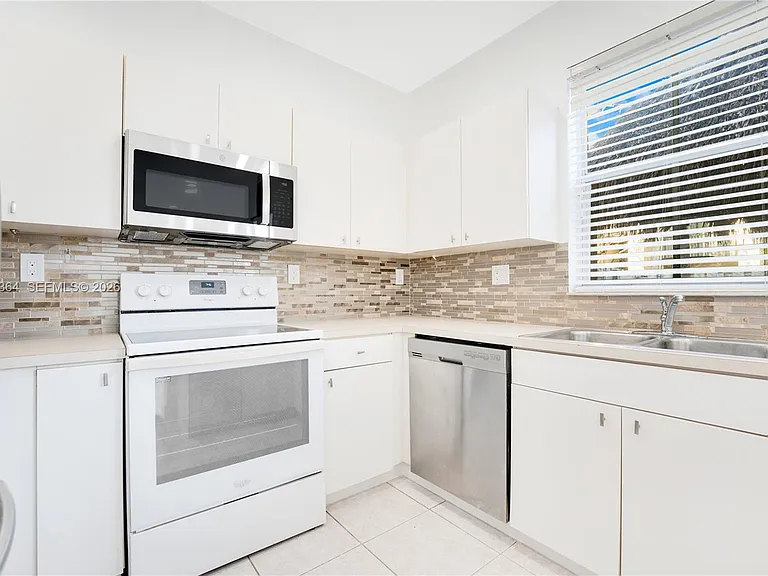 27433 SW 137th Ct #1 — Photo 10
