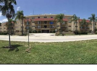 5100 SW 41st St APT 107, Hollywood, FL 33023
