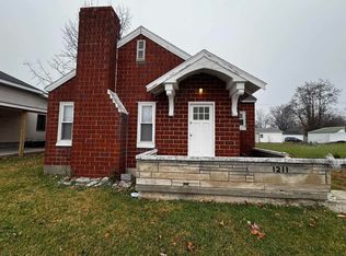 1211 & 1209 W Main St, Mitchell, IN 47446