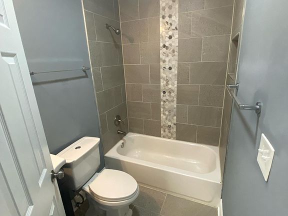 3rd image of 4341 Tracy Ave #2