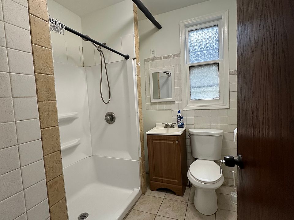 1st image of 3013 S Kolin Ave #2
