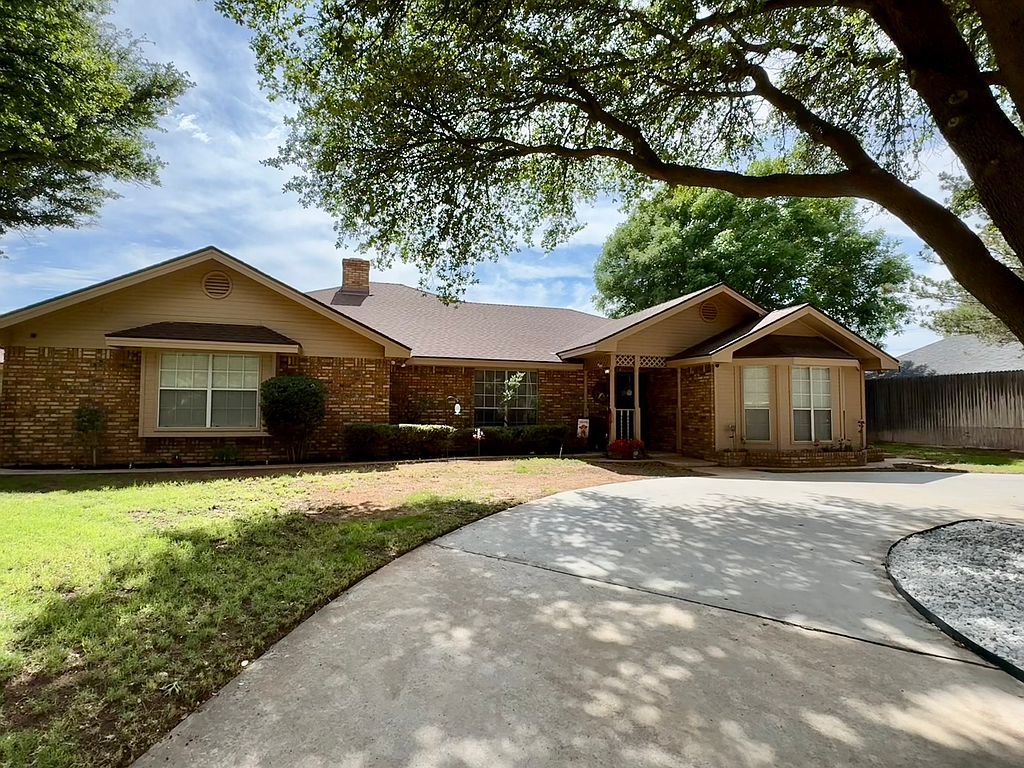 1511 Live Oak Ln - Property Image