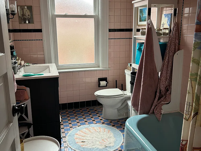 1123 Walnut St #2 — Photo 6
