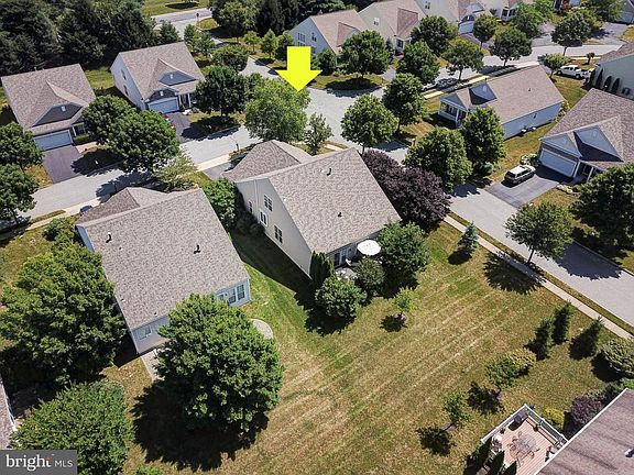 5th image of 117 Petunia Dr