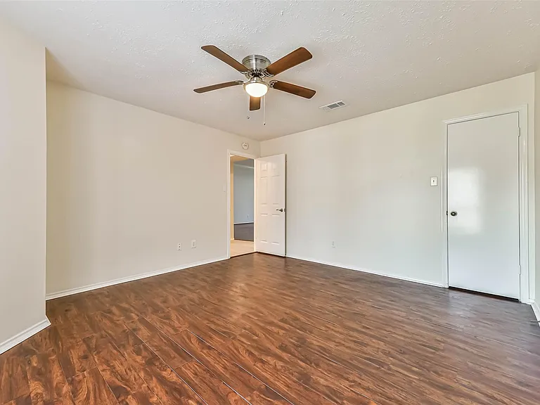 3327 S Country Meadows Ln — Photo 18