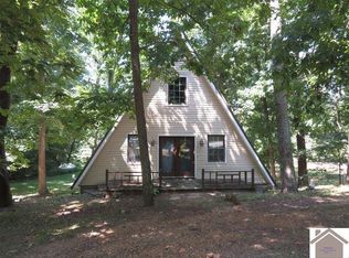 83 Nottingham Ln, Murray, KY 42071