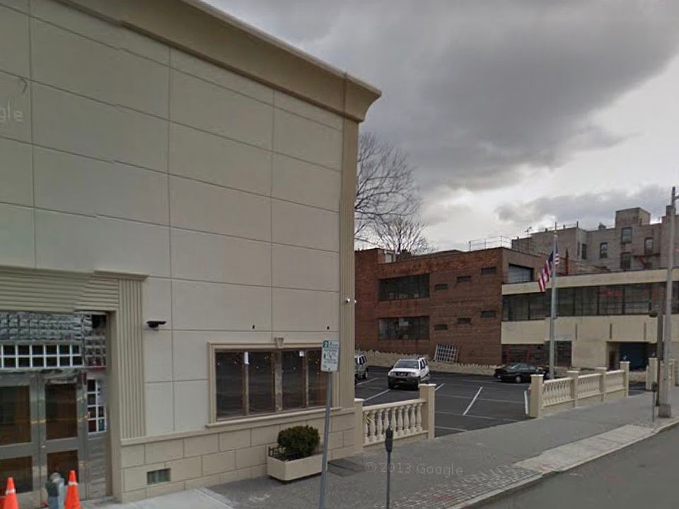1st image of 602 S Broadway