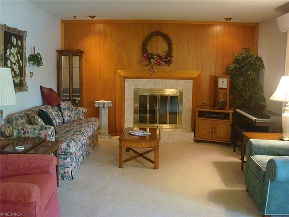 3rd image of 711 Beechwood Dr
