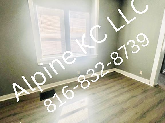 3rd image of 404 Jackson Ave
