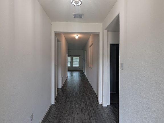 3rd image of 1740 Alamandine Ave
