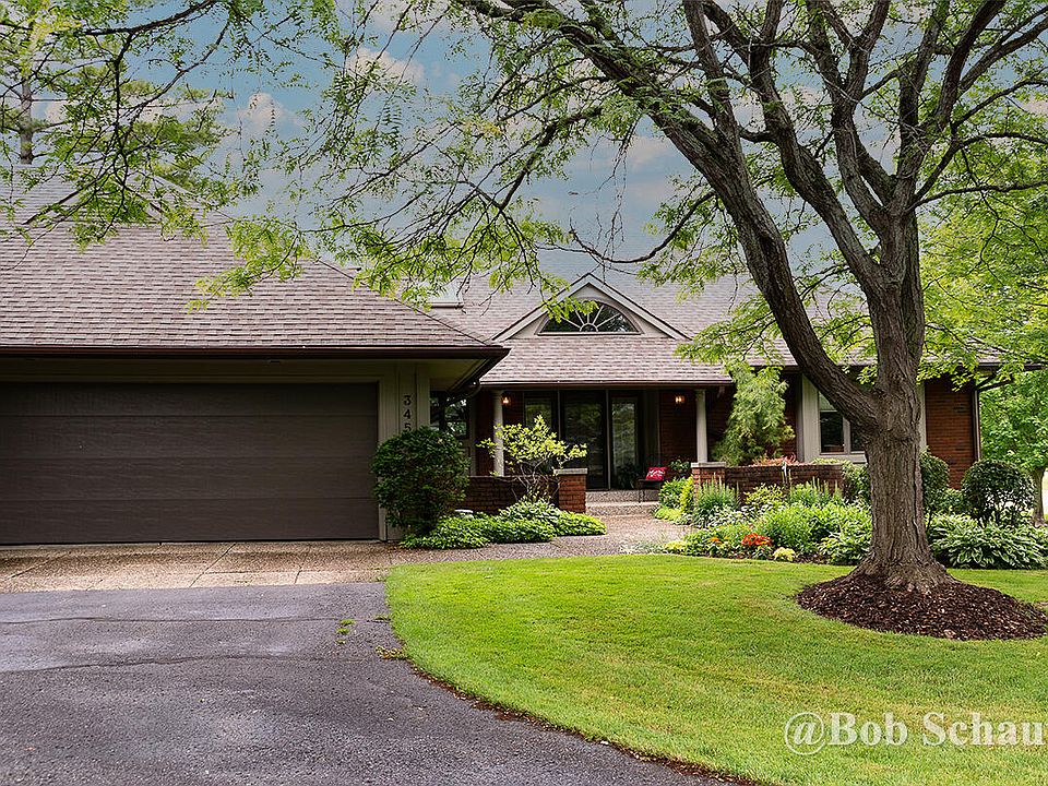 1st image of 3451 Charlevoix Dr SE