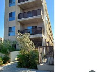 1244 W 39th St #4D, Los Angeles, CA 90037