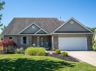 2719 Sassafras Cv, Fort Wayne, IN 46818