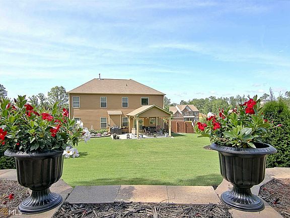 3rd image of 190 Savannah Dr