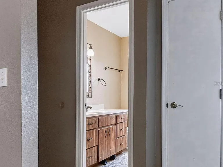 506 Mandy St — Photo 43