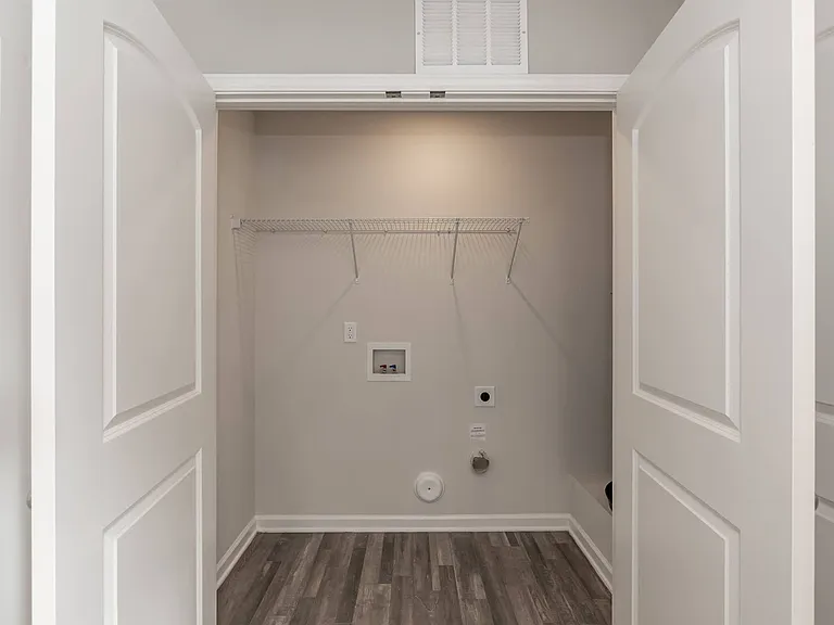 1859 Northside Dr — Photo 13
