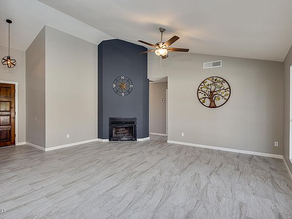 4th image of 8908 W Carol Ave