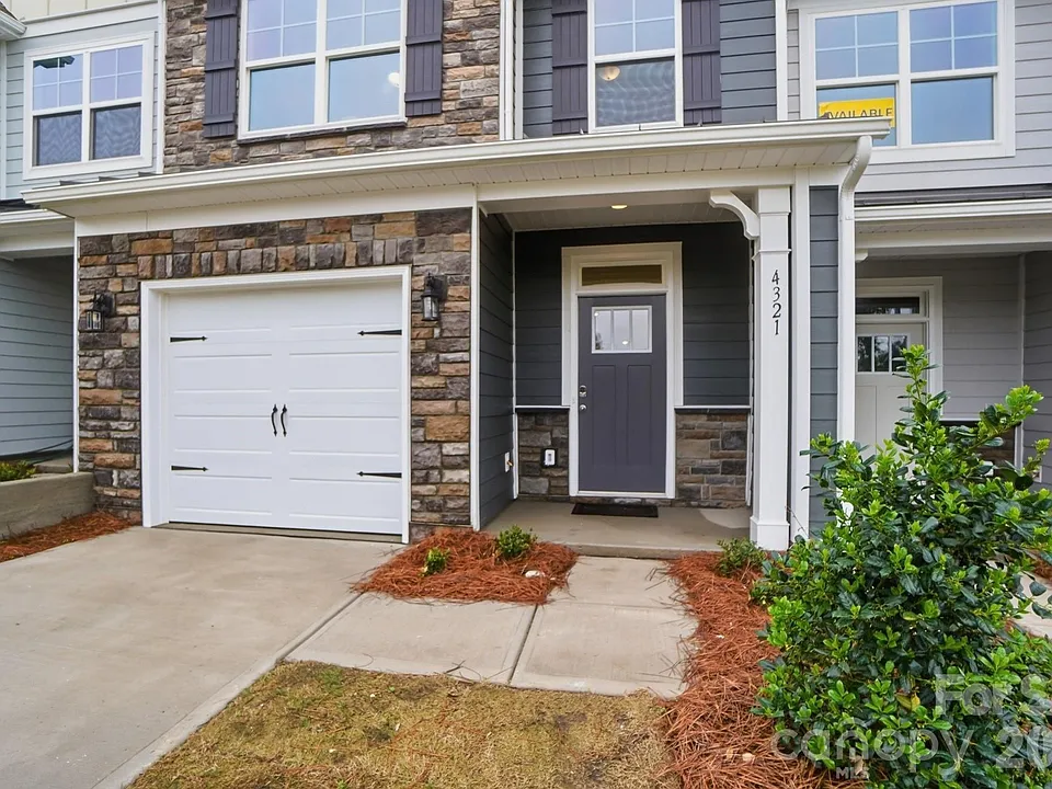 4321 Black Ct