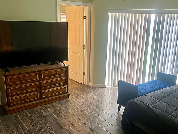 5th image of 47 Pittman Dr
