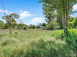 Walnut St, Howard city, MI 49329