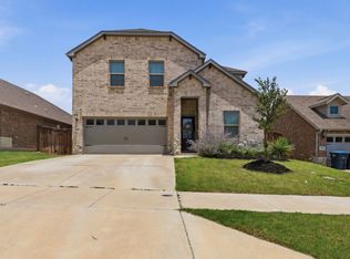 5725 Castle Peak Bnd, Fort Worth, TX 76126