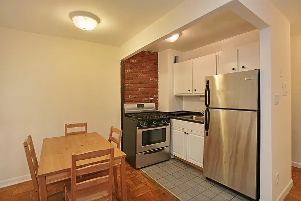 Rented by Citi Habitats | media 3