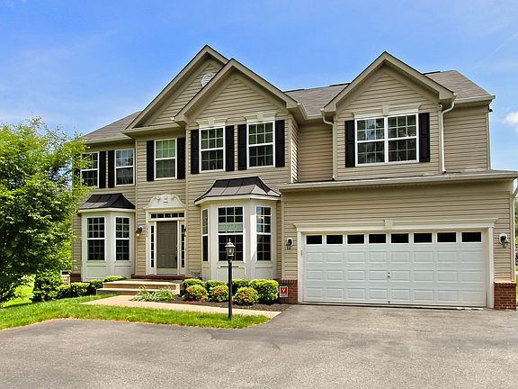 2nd image of 10796 Haggle Ct