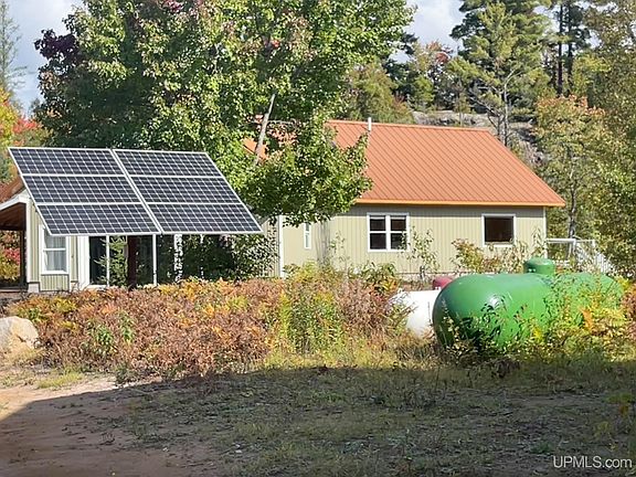 5th image of 410 Peshekee Grade Rd