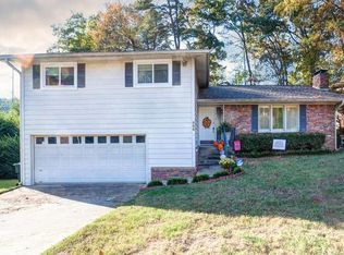 506 Hall Dr, Little Rock, AR 72205