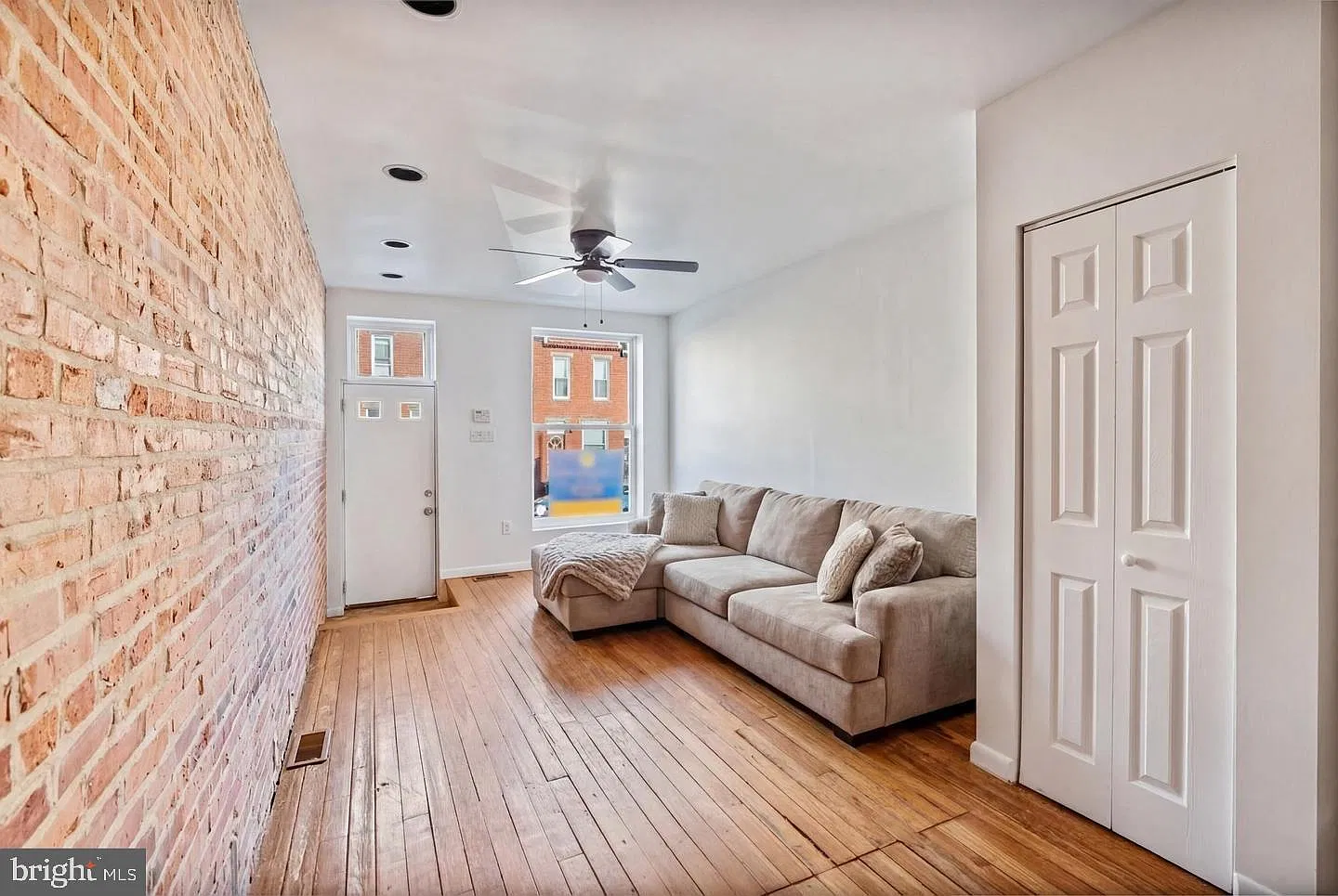 3 bed, 1152 sqft, $2,700 — Photo 1