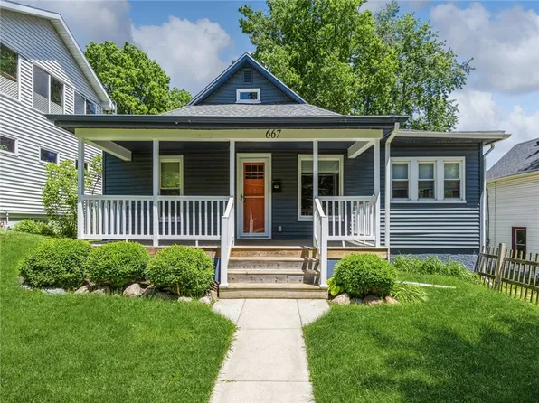 667 38th St, Des Moines, IA 50312