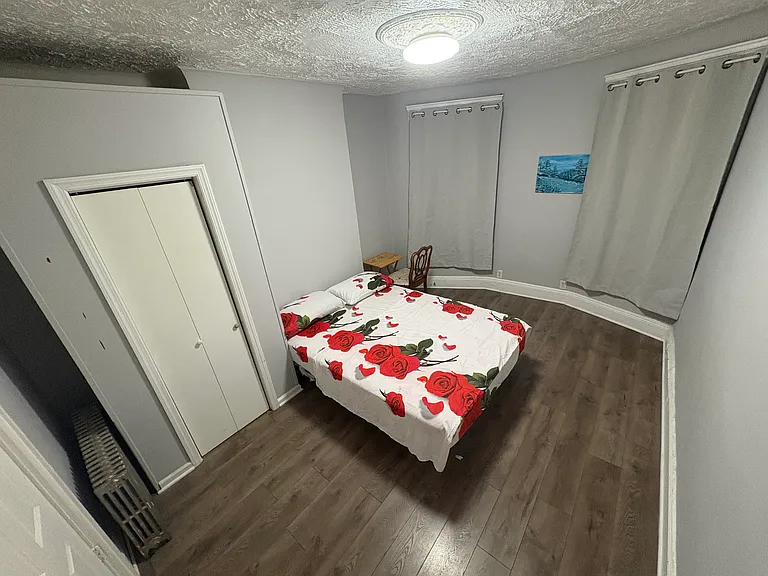 54 Nelson Ave — Photo 2