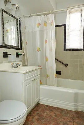 Sold by SMD Neighborhood Realty | media 8