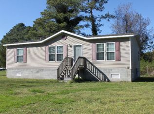 153 Davis Creek Rd, Port Haywood, VA 23138