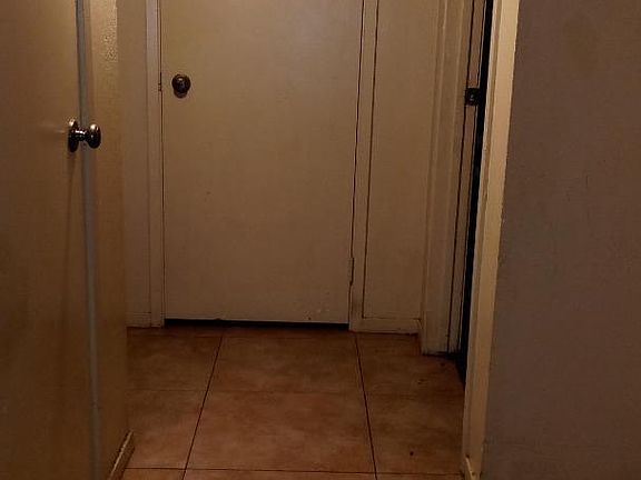 5th image of 3075 N West Ave APT B