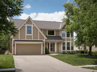 6519 W 150th St, Overland Park, KS 66223