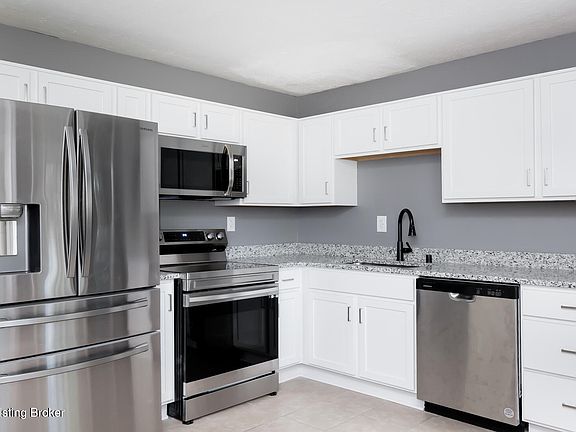 3rd image of 5606 Revere Dr