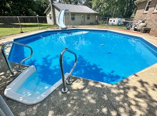 518 Morrison Dr, Clarksville, TN 37042