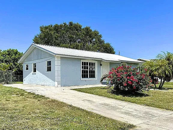 Arkansas Ave, Clewiston — Photo 1