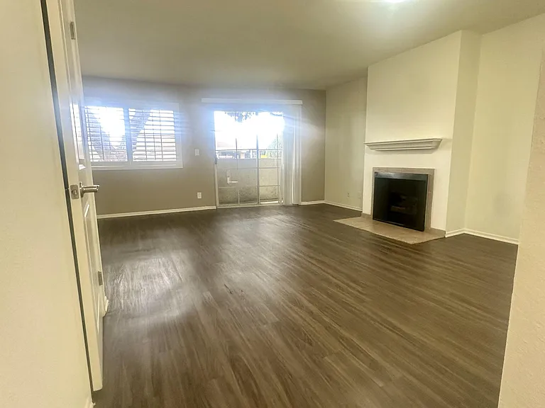 Terrace Trousdale Apartments — Photo 42