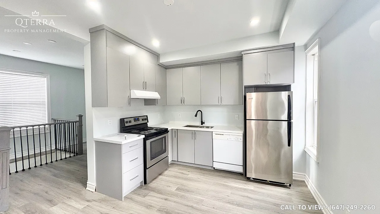 3 bed, 900 sqft, $2,195 — Photo 2