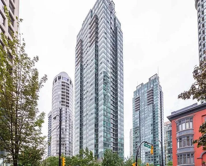 1200 Georgia St W #1405 — Photo 23
