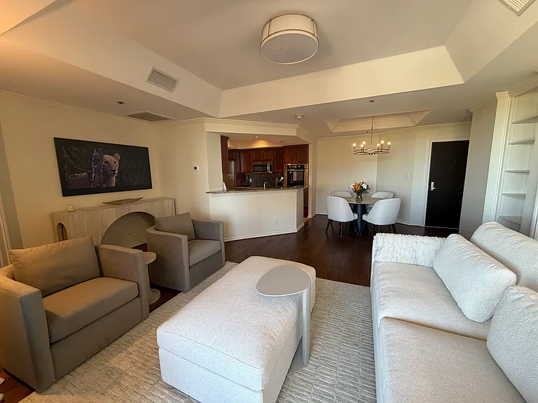 5909 Luther Ln #2200 — Photo 10