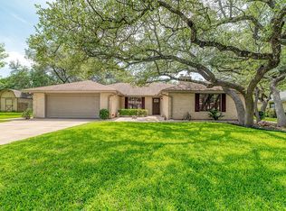 203 Oakwood Dr, Georgetown, TX 78628